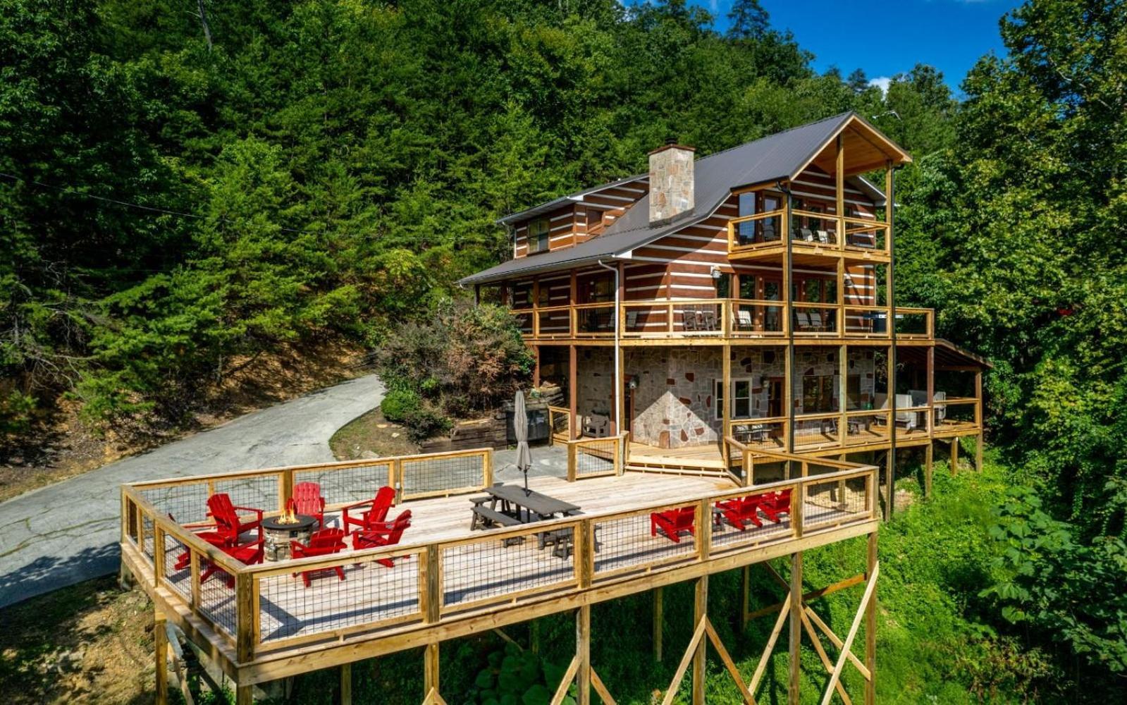 Smoky View Top Shelf Villa Пиджен Фордж Екстериор снимка
